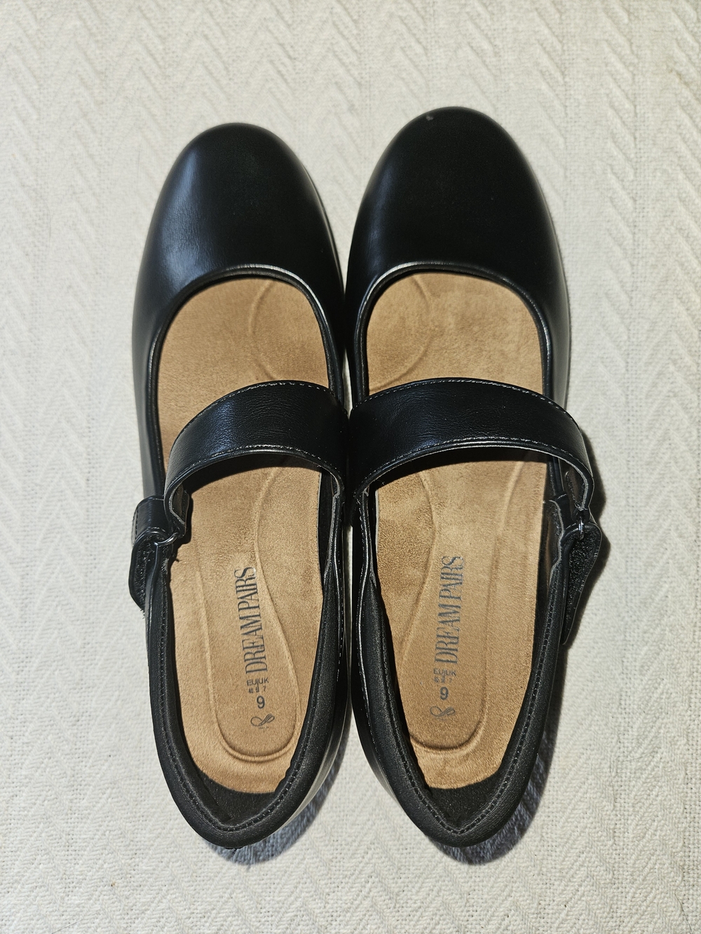 Dream Pairs Black Mary Jane Flats